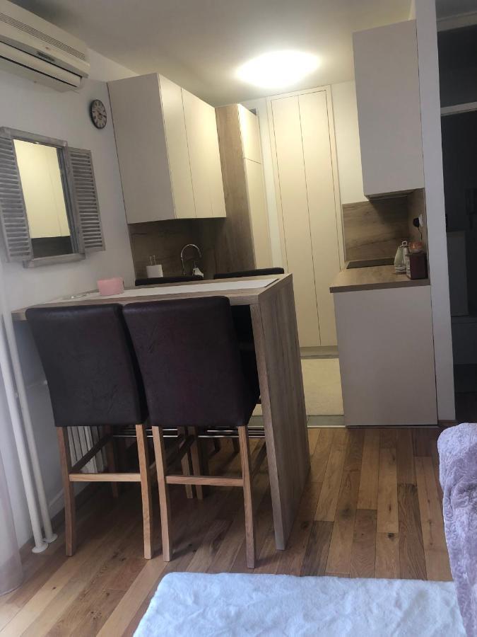 Apartment Ura Rijeka Buitenkant foto